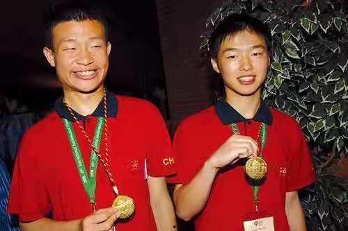 韦神高中老师爆料视频,昔日电竞天才的校园生活